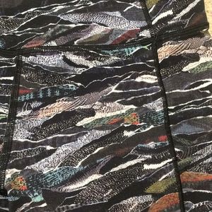 Size 8 Lululemon matching tights and bra